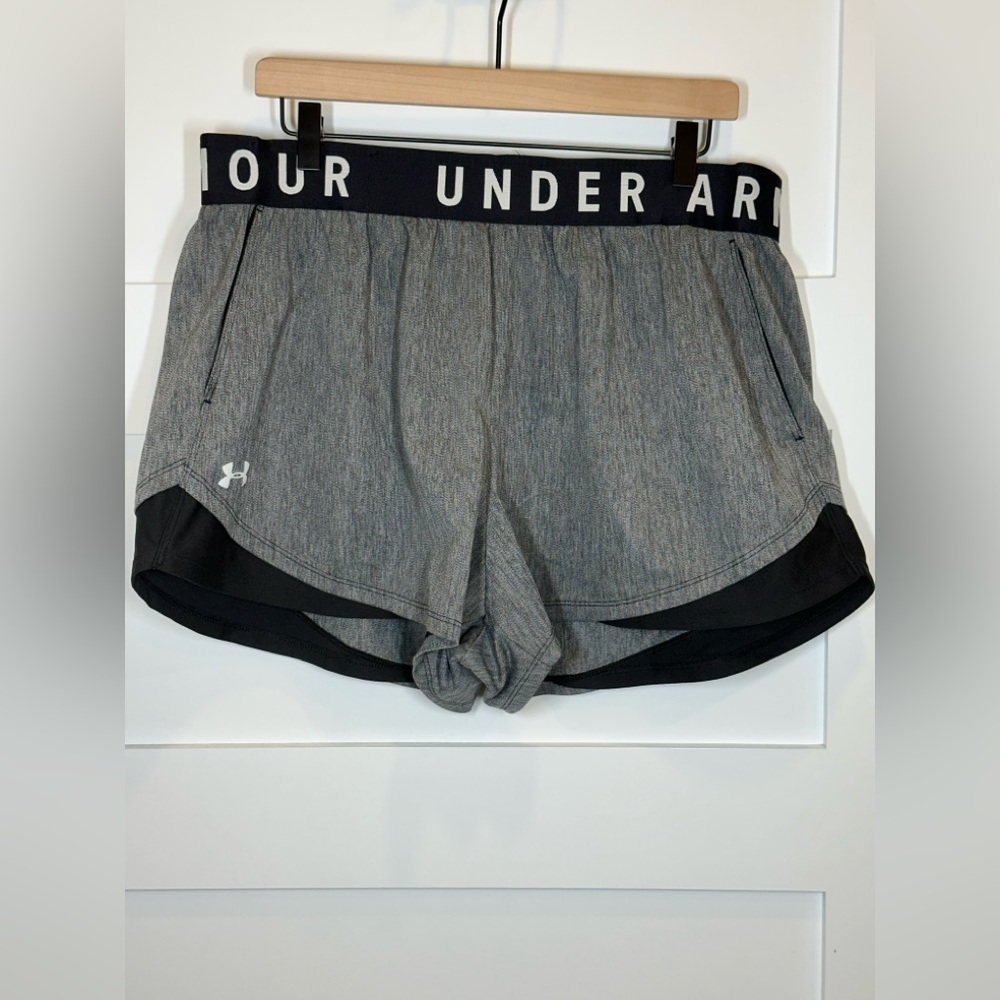 Under Armor Play Up Shorts Size 1X